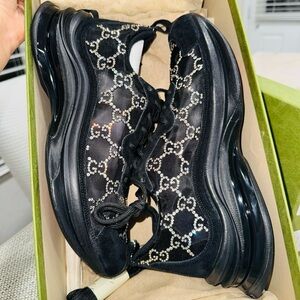 Stylish Black Women's Shoes